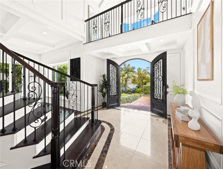 5 Bed Home for Sale in Newport Beach, California