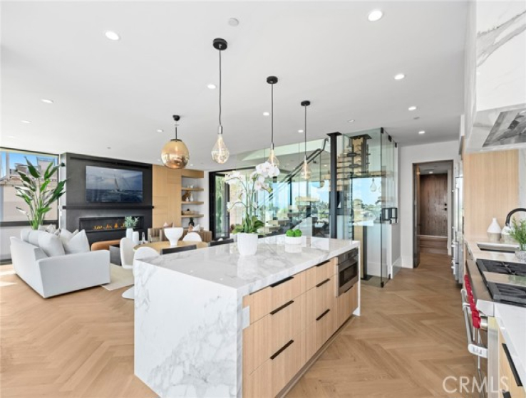 4 Bed Home for Sale in Corona del Mar, California