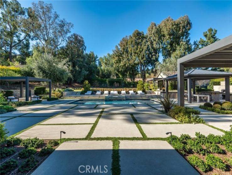 7 Bed Home for Sale in Hidden Hills, California