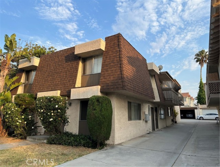  Income Home for Sale in Redondo Beach, California