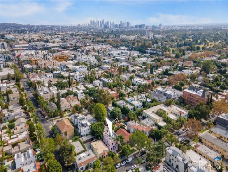 6 Bed Home for Sale in Los Angeles, California