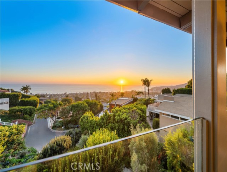 4 Bed Home for Sale in Laguna Beach, California