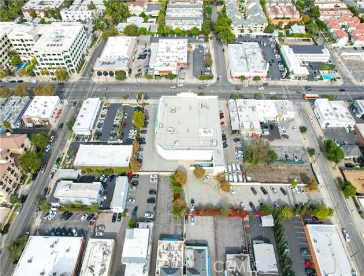  Commercial for Sale in Pasadena, California