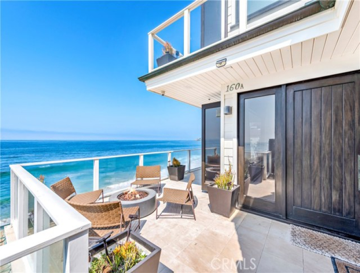 3 Bed Home to Rent in Laguna Beach, California