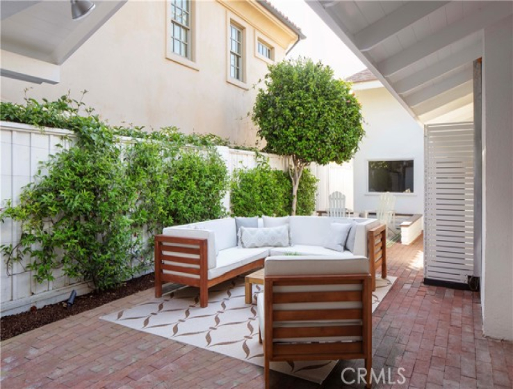 4 Bed Home for Sale in Corona del Mar, California