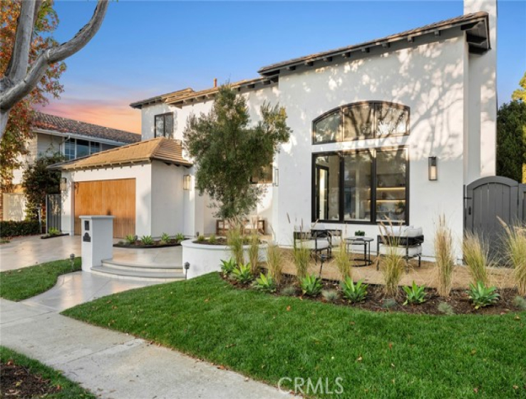 5 Bed Home for Sale in Newport Beach, California