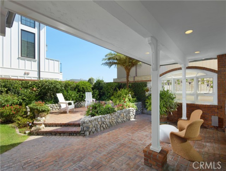 4 Bed Home for Sale in Corona del Mar, California