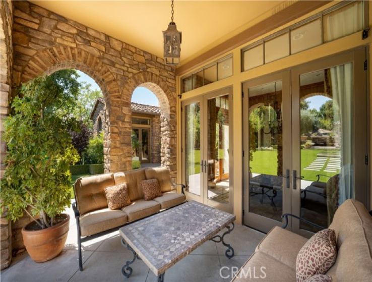 6 Bed Home for Sale in Calabasas, California