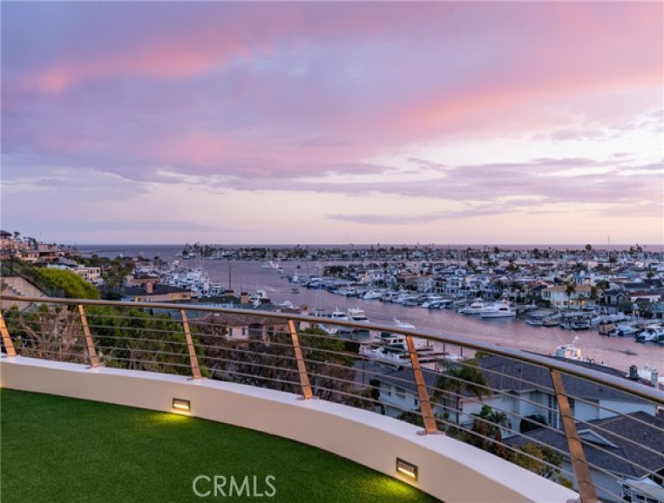 5 Bed Home for Sale in Corona del Mar, California