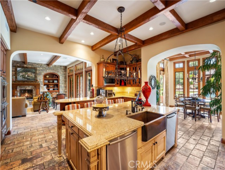 6 Bed Home for Sale in Calabasas, California