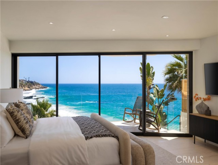 3 Bed Home for Sale in Laguna Beach, California