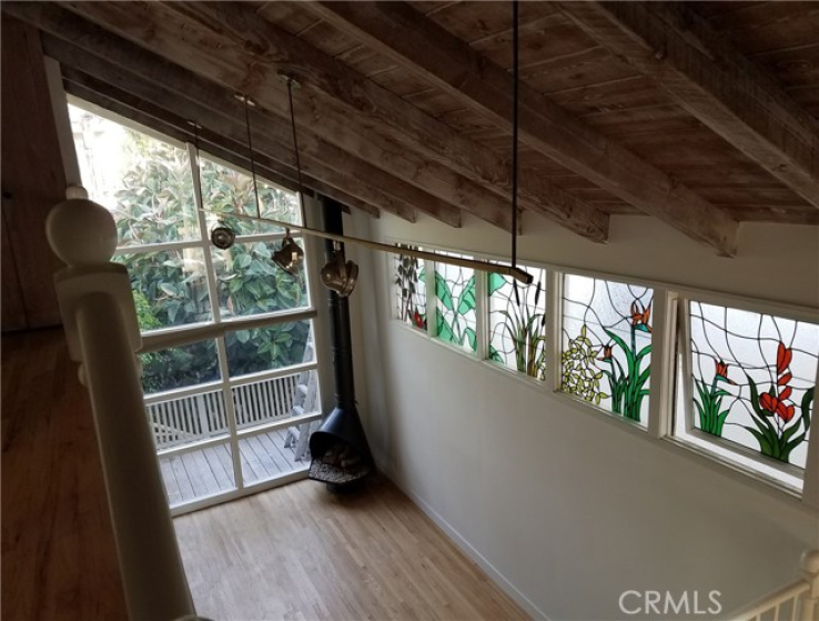 3 Bed Home to Rent in Corona del Mar, California