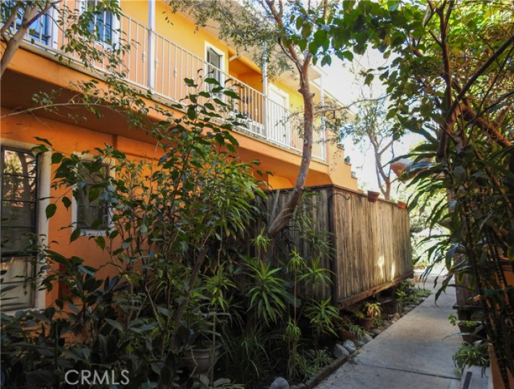  Income Home for Sale in West Hollywood, California