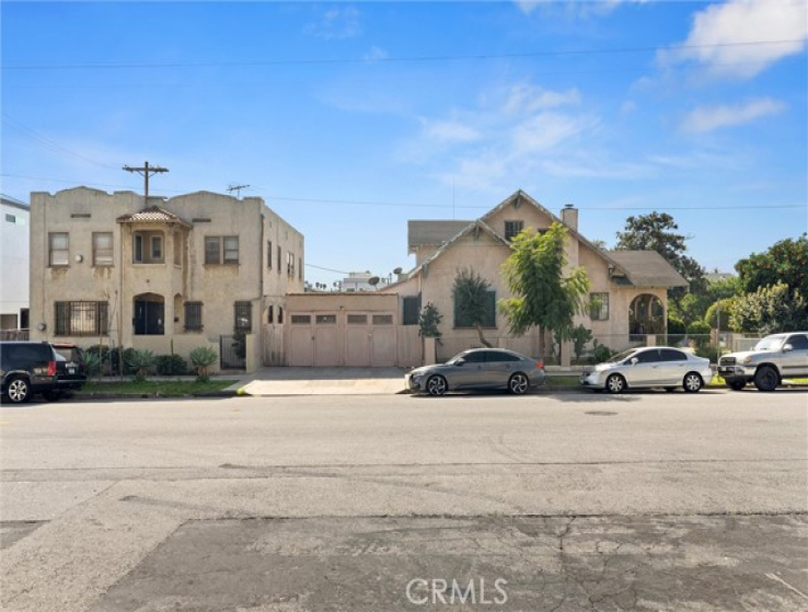  Income Home for Sale in Los Angeles, California