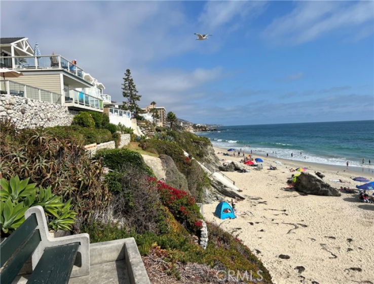 2 Bed Home for Sale in Laguna Beach, California