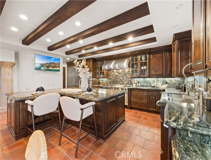 7 Bed Home for Sale in Corona del Mar, California