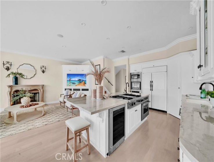 4 Bed Home for Sale in Newport Beach, California