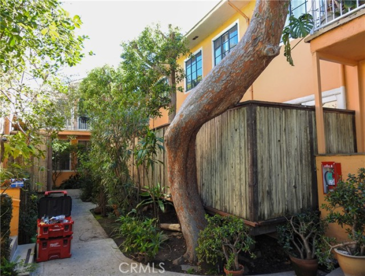  Income Home for Sale in West Hollywood, California