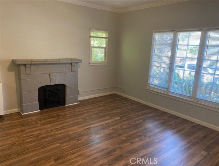  Income Home for Sale in Glendale, California