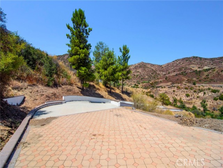  Land for Sale in Agoura Hills, California