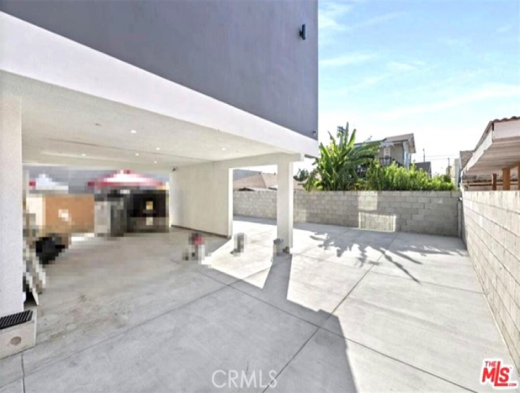 3 Bed Home for Sale in Los Angeles, California