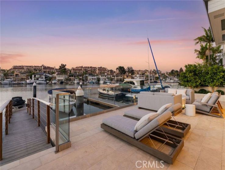 5 Bed Home for Sale in Newport Beach, California