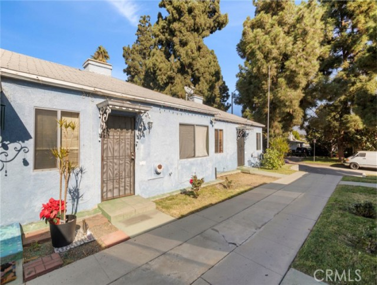  Income Home for Sale in Los Angeles, California