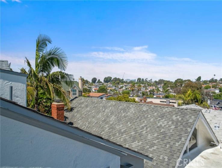 3 Bed Home to Rent in Manhattan Beach, California