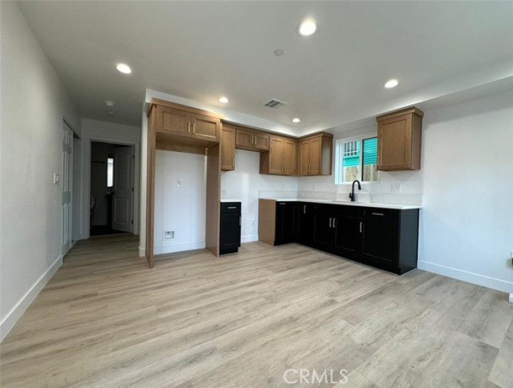  Income Home for Sale in Los Angeles, California