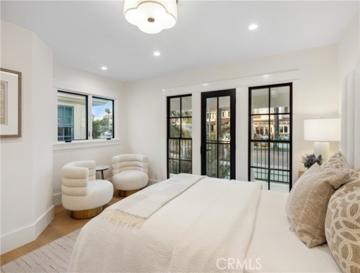 4 Bed Home for Sale in Newport Beach, California