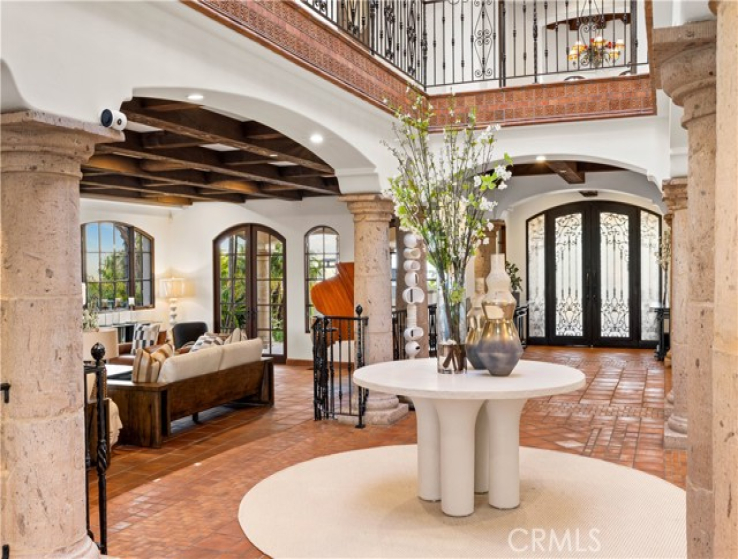 7 Bed Home for Sale in Corona del Mar, California