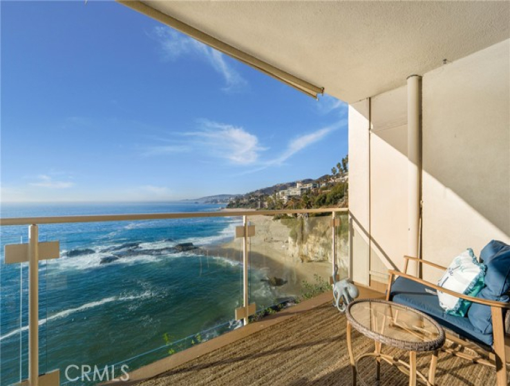 2 Bed Home for Sale in Laguna Beach, California