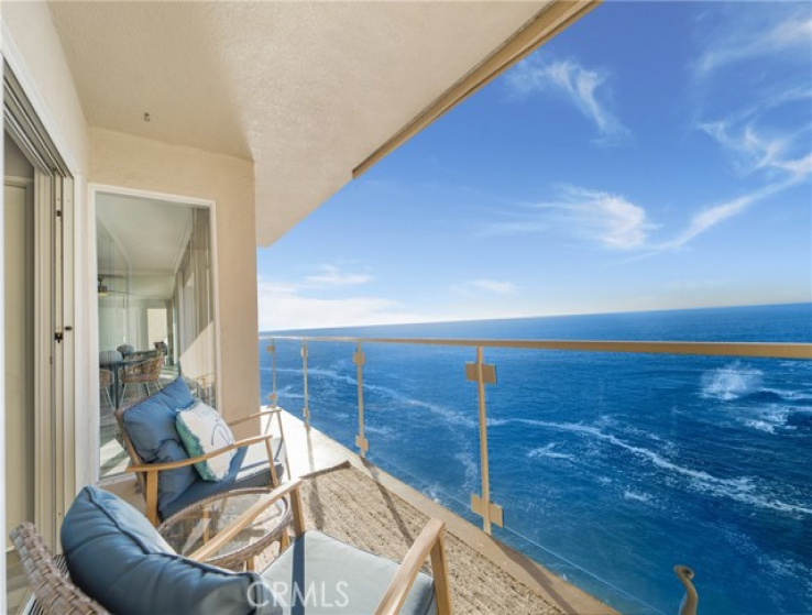 2 Bed Home for Sale in Laguna Beach, California