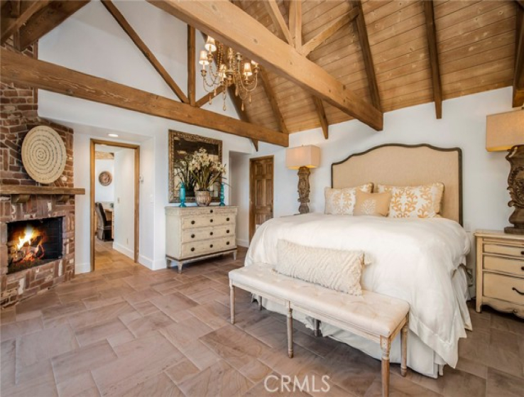 6 Bed Home for Sale in Laguna Beach, California