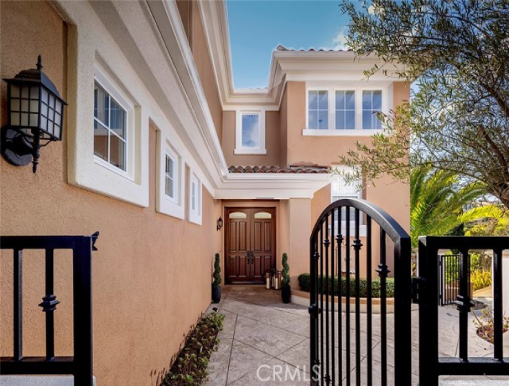 3 Bed Home for Sale in Newport Coast, California