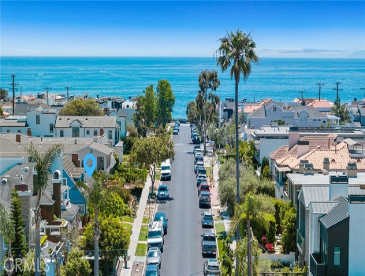 2 Bed Home for Sale in Corona del Mar, California