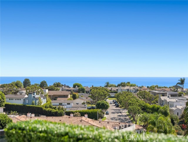 4 Bed Home for Sale in Corona del Mar, California