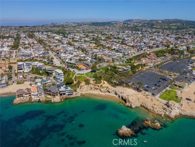 3 Bed Home for Sale in Corona del Mar, California