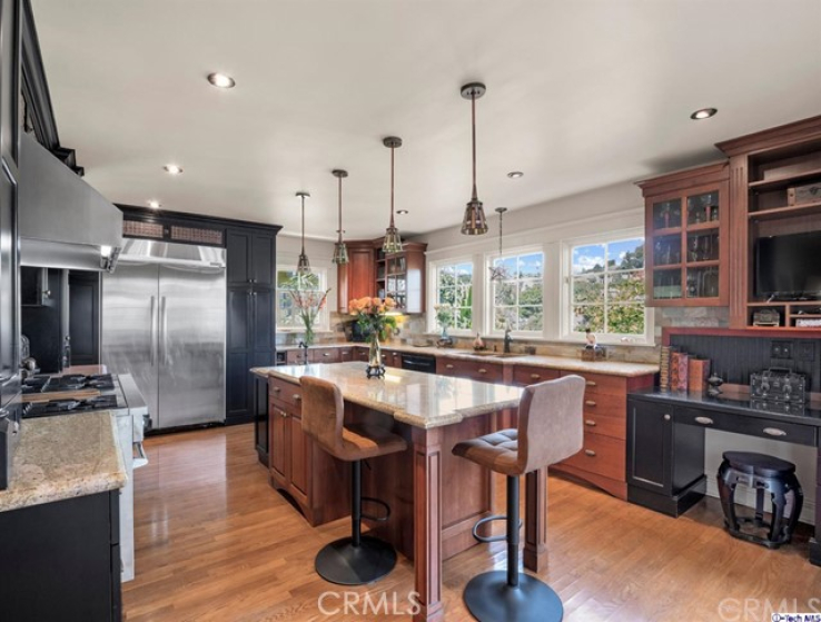 4 Bed Home for Sale in Los Angeles, California