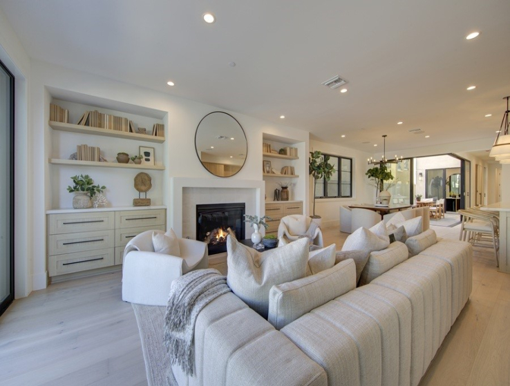 3 Bed Home for Sale in Corona del Mar, California