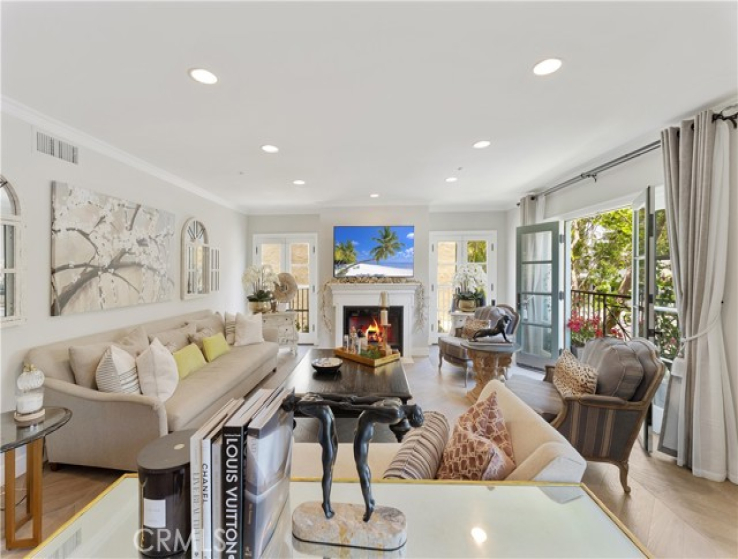 2 Bed Home for Sale in Beverly Hills, California