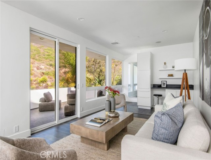 5 Bed Home for Sale in Laguna Beach, California