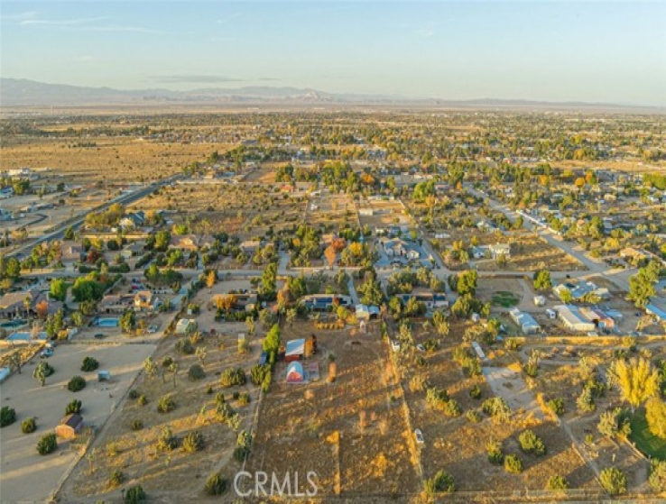 3 Bed Home to Rent in Palmdale, California