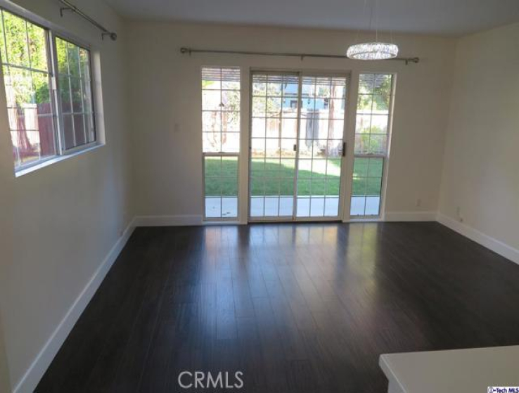 3 Bed Home to Rent in Studio City, California