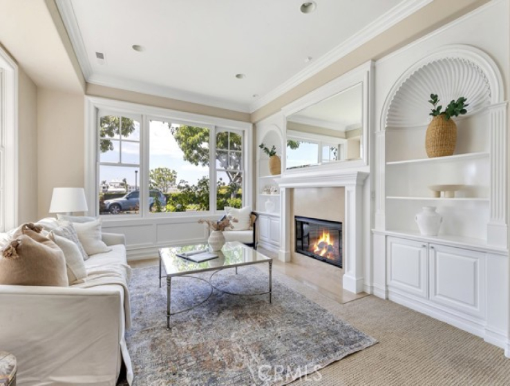 5 Bed Home for Sale in Newport Beach, California