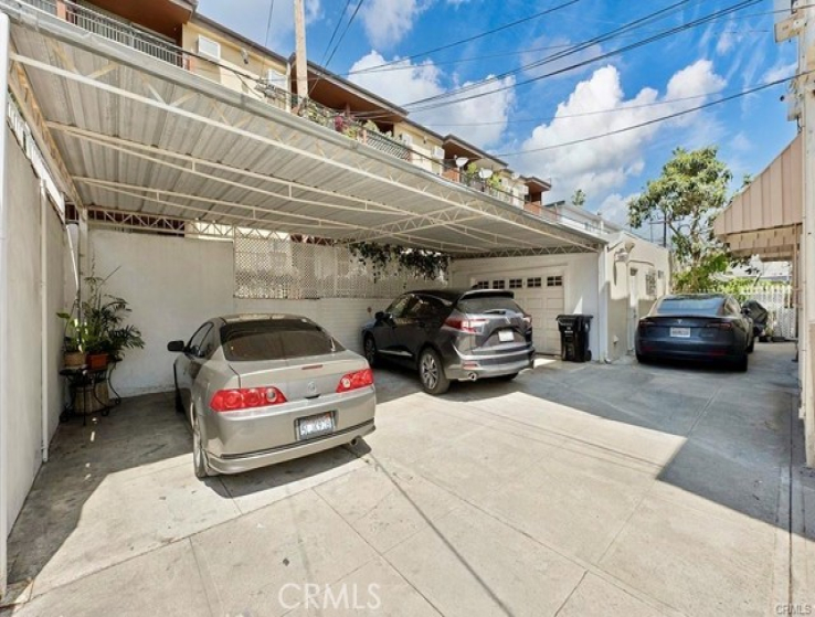  Income Home for Sale in Los Angeles, California