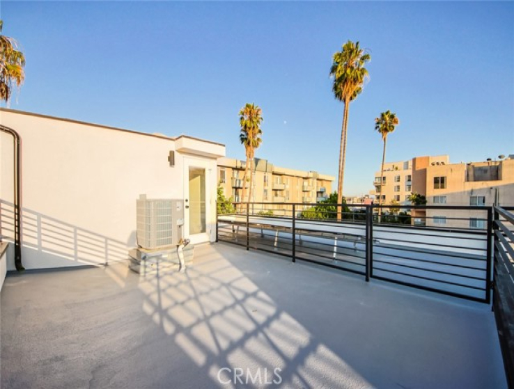  Income Home for Sale in Los Angeles, California