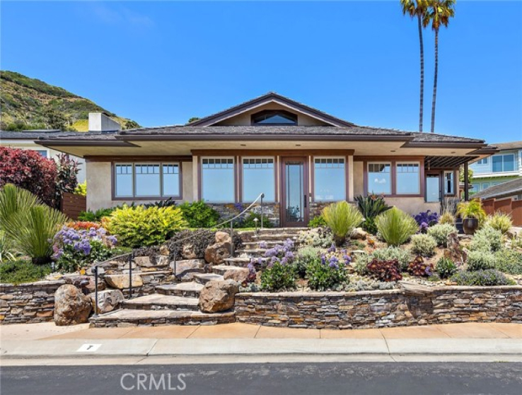 3 Bed Home for Sale in Laguna Beach, California