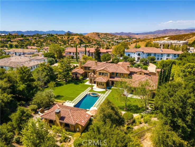 6 Bed Home for Sale in Calabasas, California