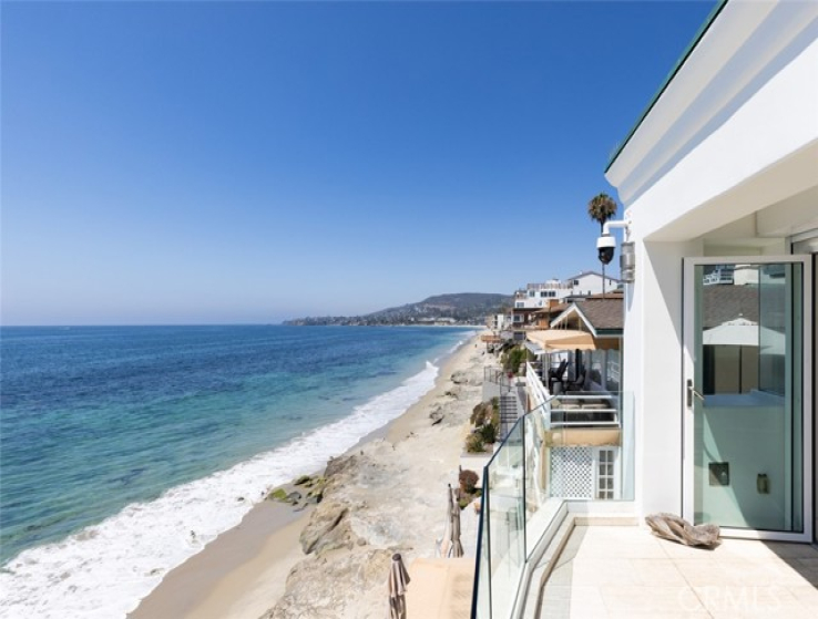 4 Bed Home to Rent in Laguna Beach, California